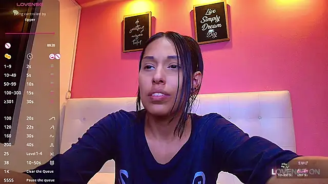 yourcuteneighbourr online show from February 19, 2025, 6:11 am