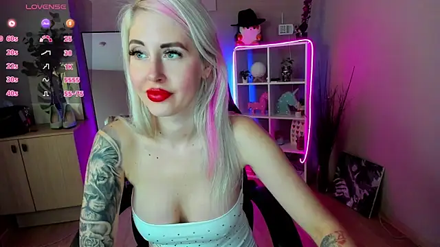 Mermaid N online show from May 8, 2026, 1:42 am
