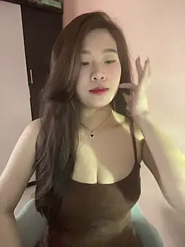 Snapshot of Bae1103 chatting on March 10, 2026, 7:12 am Bae1103 online show from March 10, 2026, 7:12 am