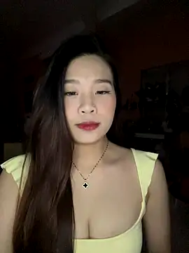 Bae1103 online show from November 13, 2025, 4:11 pm