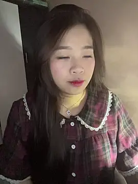 Snapshot of Bae1103 chatting on February 26, 2026, 3:45 pm Bae1103 online show from February 26, 2026, 3:45 pm