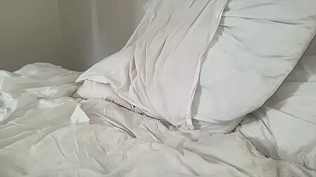 Snapshot of NikoKock chatting on February 25, 2025, 5:52 am NikoKock online show from February 25, 2025, 5:52 am