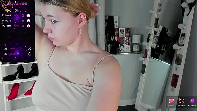 Rebecca Kelly online show from March 12, 2026, 2:06 am