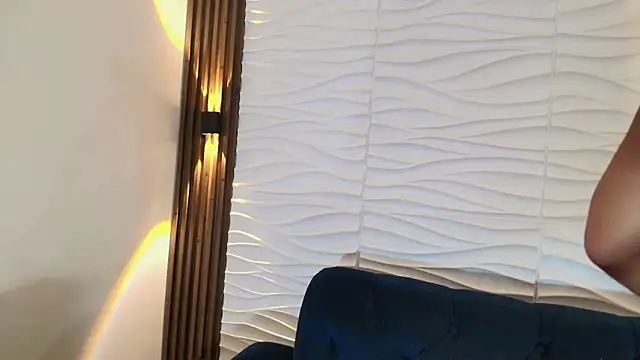 Snapshot of ShanellBlack chatting on October 22, 2025, 10:19 pm ShanellBlack online show from October 22, 2025, 10:19 pm