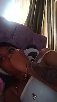 Snapshot of Tiphanydirty3 chatting on June 21, 2026, 10:37 pm Tiphanydirty3 online show from June 21, 2026, 10:37 pm