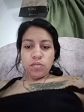 Snapshot of Tiphanydirty3 chatting on July 2, 2026, 10:32 am Tiphanydirty3 online show from July 2, 2026, 10:32 am