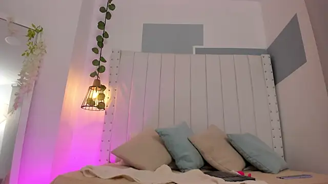 hannah gray online show from July 14, 2026, 11:16 am