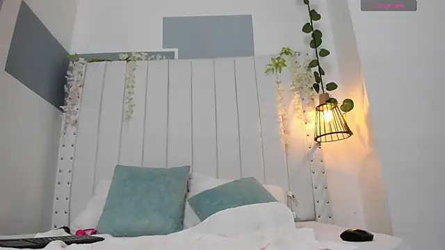 Snapshot of hannah_gray chatting on November 25, 2025, 11:10 am hannah gray online show from November 25, 2025, 11:10 am