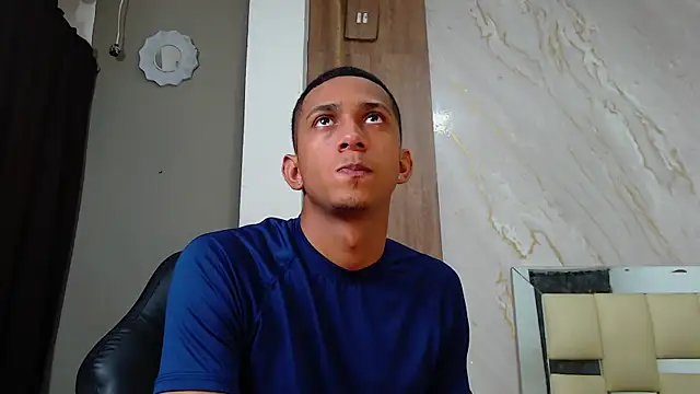 Snapshot of dominic_smith_ chatting on June 26, 2026, 2:50 am dominic smith online show from June 26, 2026, 2:50 am