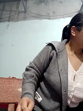 Queen 18200 online show from February 8, 2026, 10:29 pm