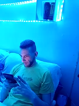 Snapshot of SInfiniSensation1 chatting on December 19, 2024, 2:23 am SInfiniSensation1 online show from December 19, 2024, 2:23 am