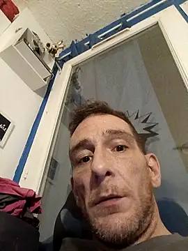 Snapshot of SInfiniSensation1 chatting on October 1, 2025, 10:02 pm SInfiniSensation1 online show from October 1, 2025, 10:02 pm