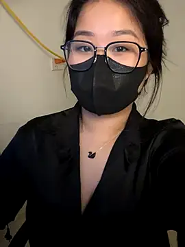 Jenni nana online show from December 5, 2024, 5:01 pm
