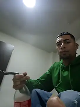 Snapshot of DrakeNeumann chatting on November 2, 2025, 2:00 pm DrakeNeumann online show from November 2, 2025, 2:00 pm