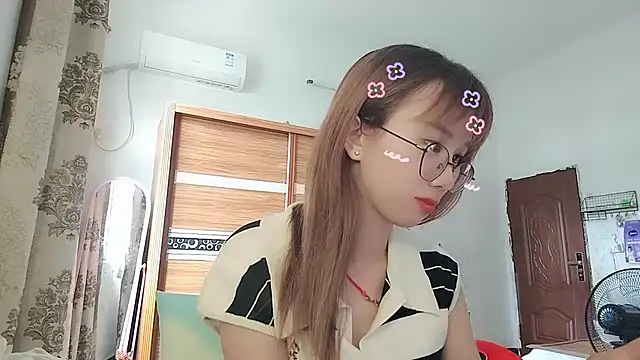 Lili 666 online show from July 8, 2026, 2:24 am