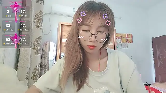 Lili 666 online show from July 5, 2026, 7:48 am