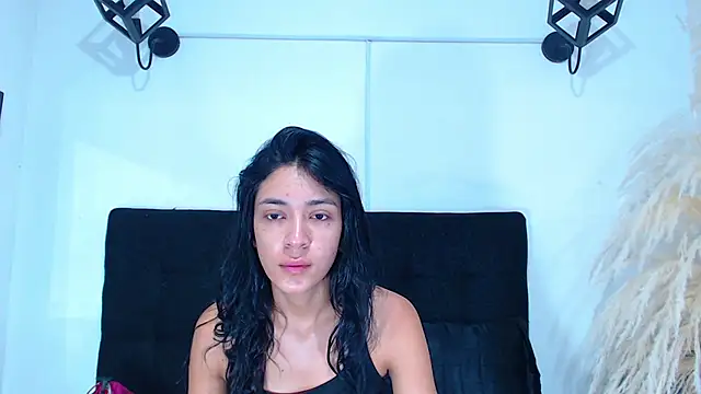 Snapshot of srta_luciana chatting on June 30, 2026, 11:43 am srta luciana online show from June 30, 2026, 11:43 am