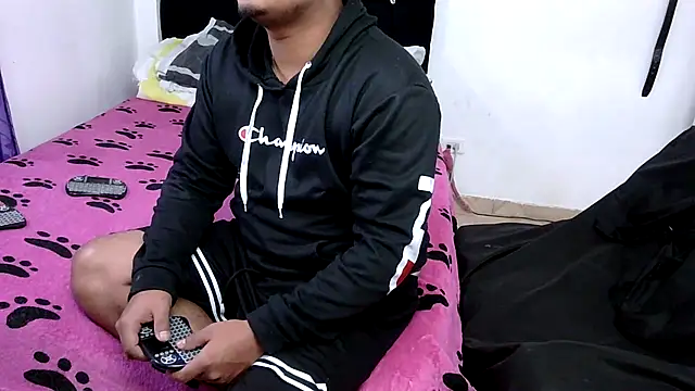 Boycuriousxxx online show from March 4, 2026, 11:51 am