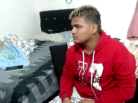 Snapshot of Boycuriousxxx chatting on November 12, 2025, 2:21 pm Boycuriousxxx online show from November 12, 2025, 2:21 pm