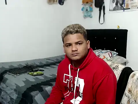 Snapshot of Boycuriousxxx chatting on November 13, 2025, 10:19 am Boycuriousxxx online show from November 13, 2025, 10:19 am