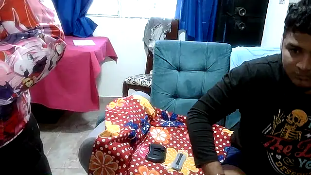 Snapshot of Boycuriousxxx chatting on July 8, 2026, 10:43 pm Boycuriousxxx online show from July 8, 2026, 10:43 pm