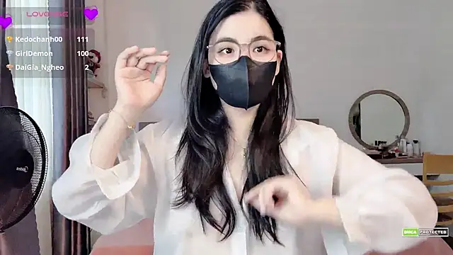 Snapshot of Na_baby chatting on February 28, 2026, 4:12 am Na baby online show from February 28, 2026, 4:12 am