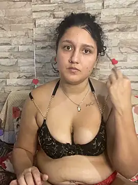 Snapshot of saray_gomez22 chatting on February 15, 2025, 11:25 pm saray gomez22 online show from February 15, 2025, 11:25 pm