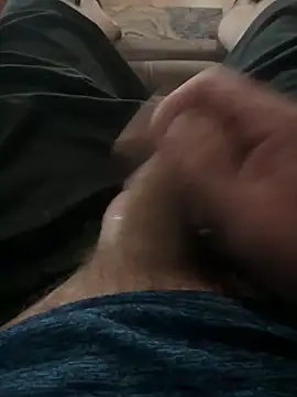 Tyler98425 online show from September 22, 2025, 3:07 pm