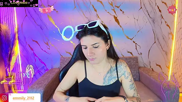  Emily1 online show from September 24, 2025, 1:17 pm