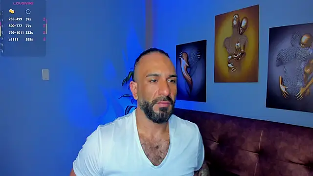 Snapshot of mr_maik chatting on October 14, 2025, 1:56 pm mr maik online show from October 14, 2025, 1:56 pm