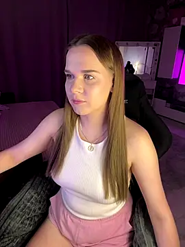 Snapshot of Lexi_noah chatting on November 13, 2025, 9:30 pm Lexi noah online show from November 13, 2025, 9:30 pm