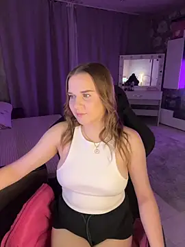 Snapshot of Lexi_noah chatting on October 19, 2025, 9:17 pm Lexi noah online show from October 19, 2025, 9:17 pm