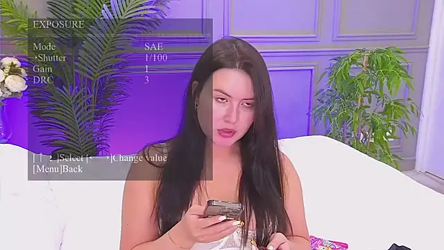 Snapshot of TrishaWinslet chatting on October 16, 2025, 5:38 am TrishaWinslet online show from October 16, 2025, 5:38 am