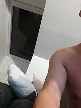 Analcholic online show from November 21, 2025, 9:47 pm