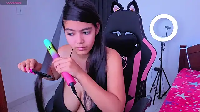 Snapshot of Victoriacarmo chatting on September 24, 2025, 4:46 pm Victoriacarmo online show from September 24, 2025, 4:46 pm