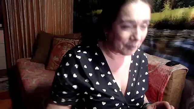 Snapshot of RositaSky chatting on April 14, 2026, 11:10 pm RositaSky online show from April 14, 2026, 11:10 pm