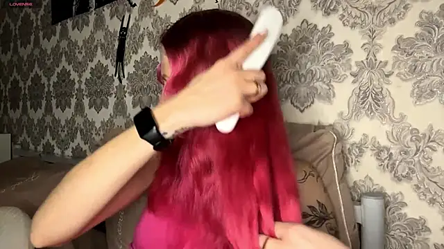 Snapshot of MarthaGees chatting on November 28, 2025, 5:02 pm MarthaGees online show from November 28, 2025, 5:02 pm