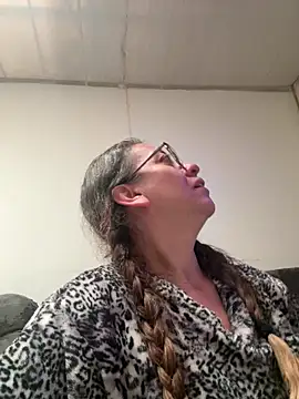 miss hanna07 online show from March 5, 2026, 2:35 pm