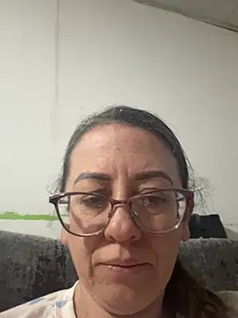 Snapshot of miss_hanna07 chatting on June 27, 2026, 1:33 am miss hanna07 online show from June 27, 2026, 1:33 am