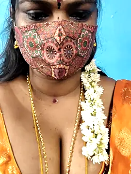 Snapshot of mayaa2u chatting on June 14, 2026, 5:30 am mayaa2u online show from June 14, 2026, 5:30 am