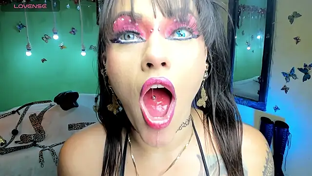 Snapshot of angelina_james_ chatting on May 13, 2026, 8:49 pm angelina james online show from May 13, 2026, 8:49 pm