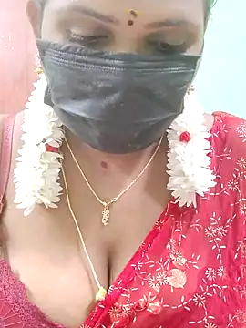 Snapshot of malliga98 chatting on November 8, 2025, 6:11 pm malliga98 online show from November 8, 2025, 6:11 pm