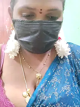 Snapshot of malliga98 chatting on November 1, 2025, 8:25 pm malliga98 online show from November 1, 2025, 8:25 pm