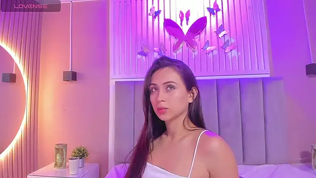 Snapshot of diosa_cristal chatting on October 10, 2025, 3:51 am diosa cristal online show from October 10, 2025, 3:51 am