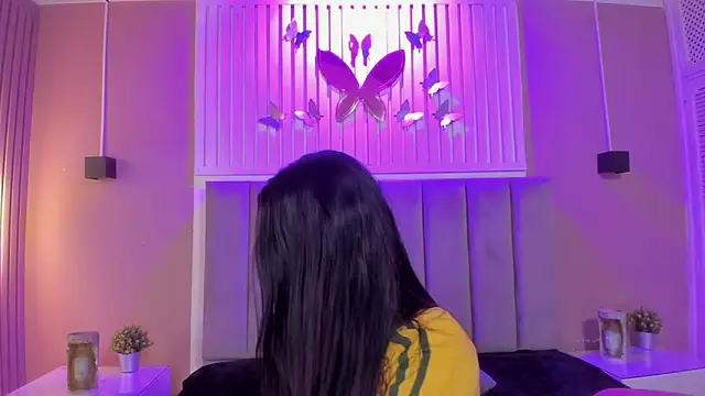 Snapshot of diosa_cristal chatting on December 4, 2025, 3:16 am diosa cristal online show from December 4, 2025, 3:16 am