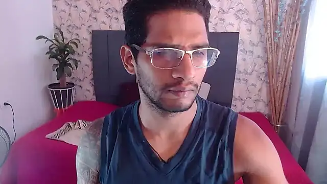 sweet-blowork online show from December 5, 2024, 6:17 pm