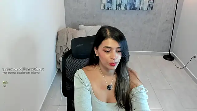 Snapshot of gia_watsonn chatting on July 22, 2026, 6:32 pm gia watsonn online show from July 22, 2026, 6:32 pm