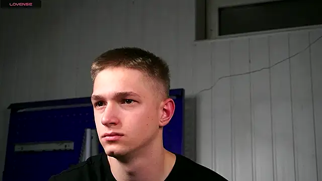 Snapshot of dustyn_fox chatting on November 25, 2025, 3:01 pm dustyn fox online show from November 25, 2025, 3:01 pm