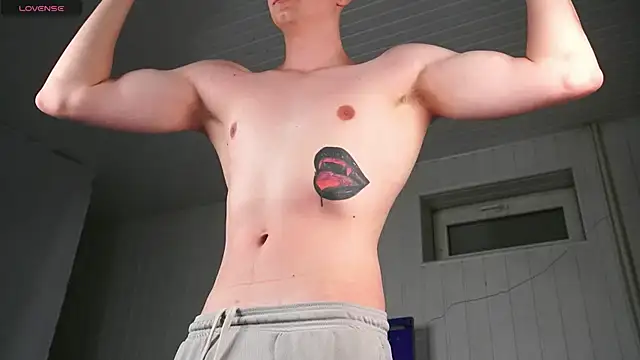 Snapshot of dustyn_fox chatting on November 22, 2025, 3:44 pm dustyn fox online show from November 22, 2025, 3:44 pm