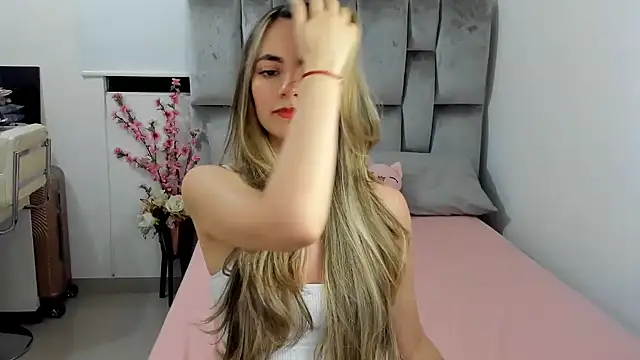 baby-miah online show from February 12, 2025, 5:05 am